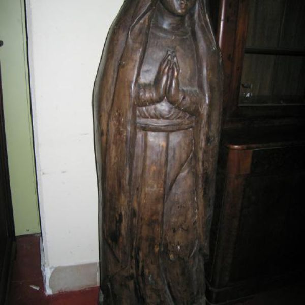 STATUA 869