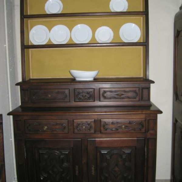 CREDENZA 555