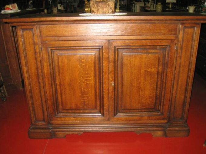 CREDENZA 649